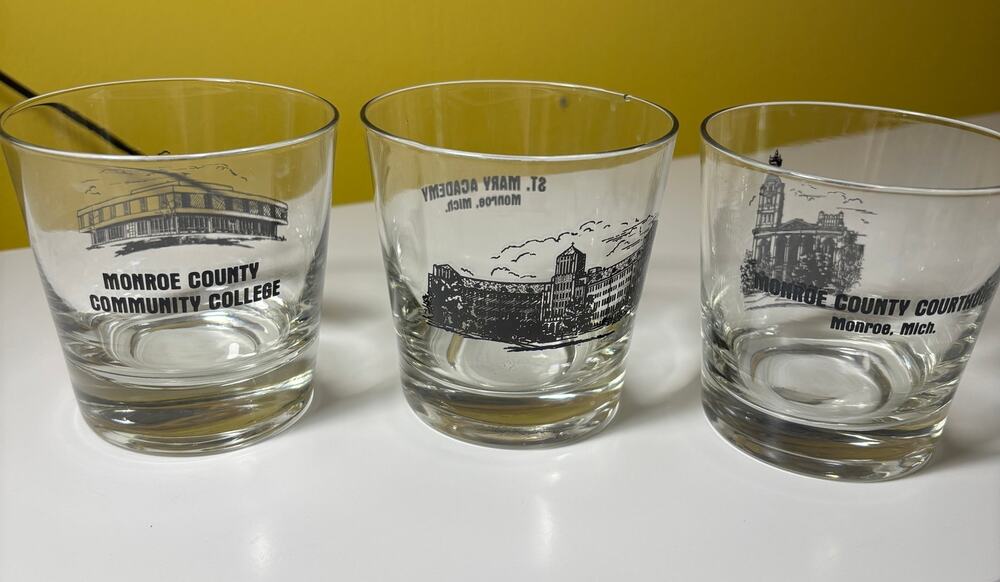 Monroe Michigan Landmark Rocks Glasses Set 3 Courthouse St Mary MCCC Souvenir